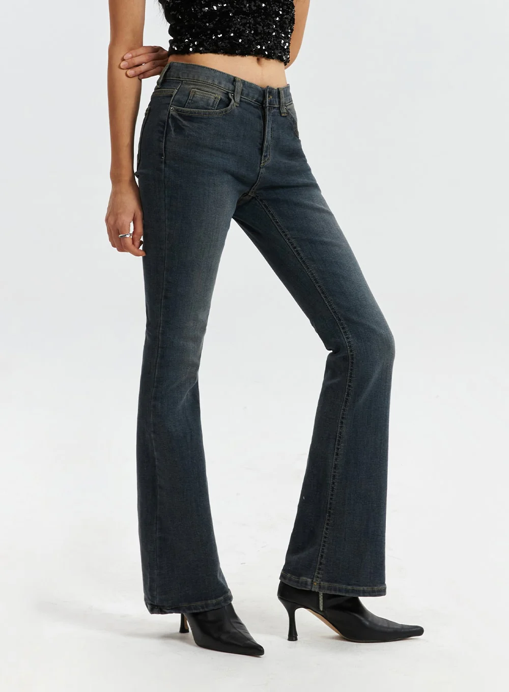 Washed Bootcut Jeans CD321 - Image 5