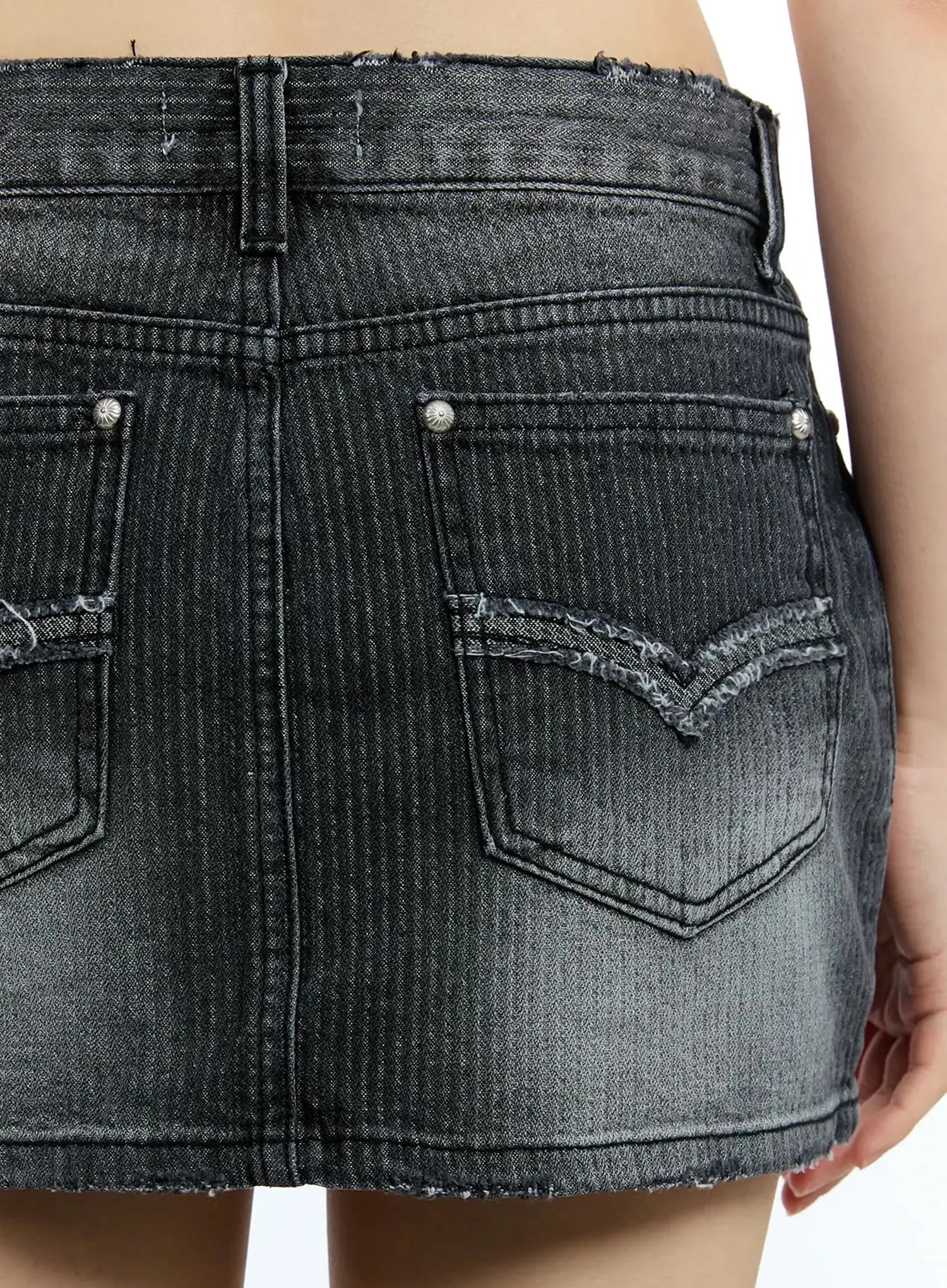 Washed Low-Rise Denim Mini Skirt IU525 - Image 14