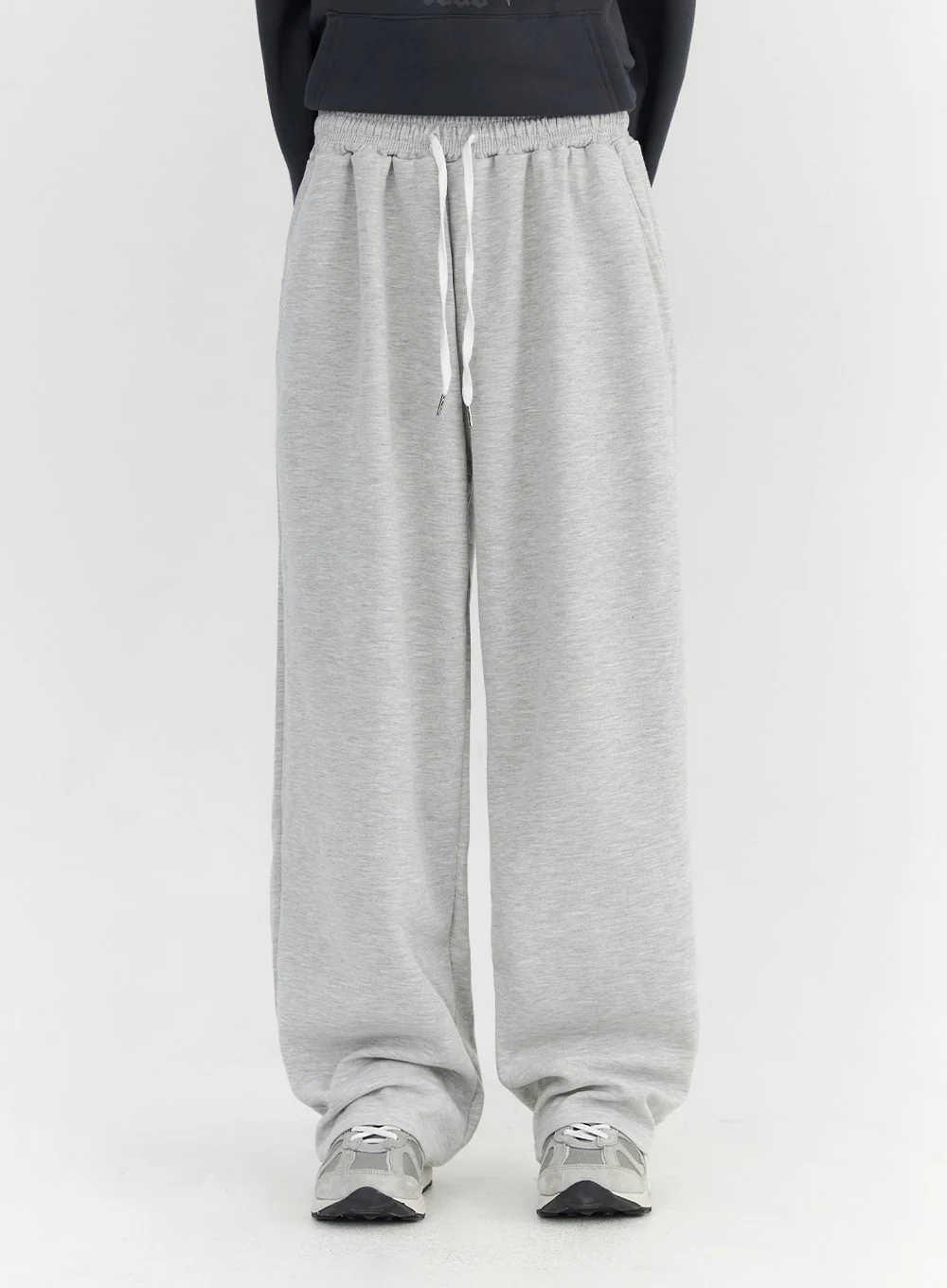 Wide Fit Banded Sweat Pants CO330 - Image 4
