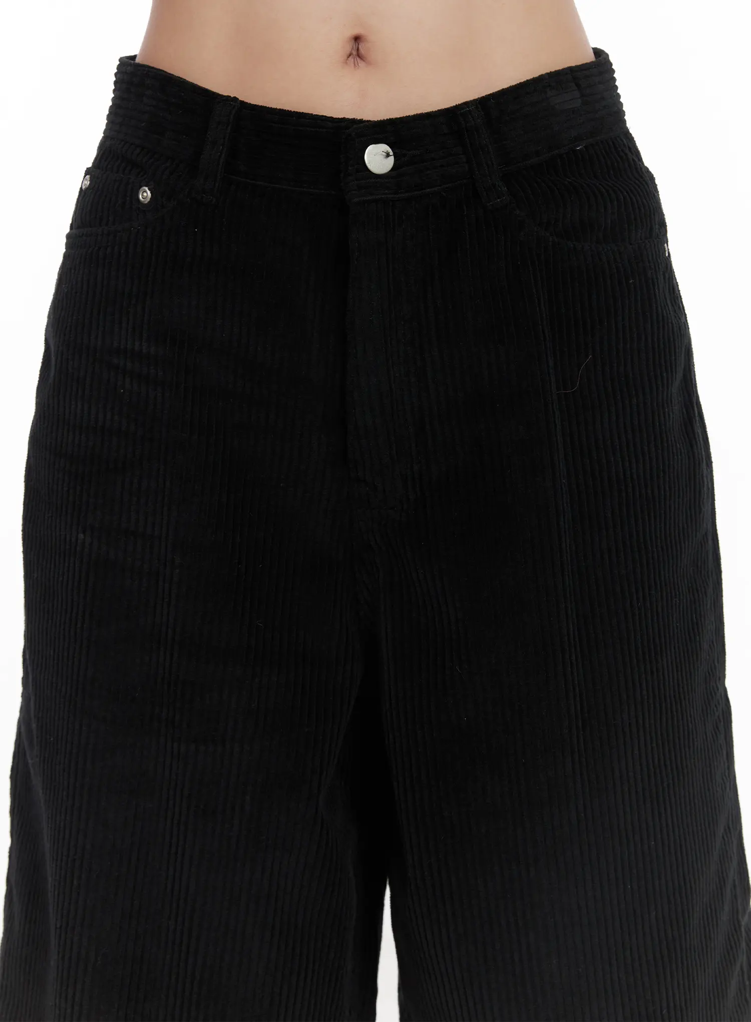 Wide Leg Bermuda Shorts CD529 - Image 9