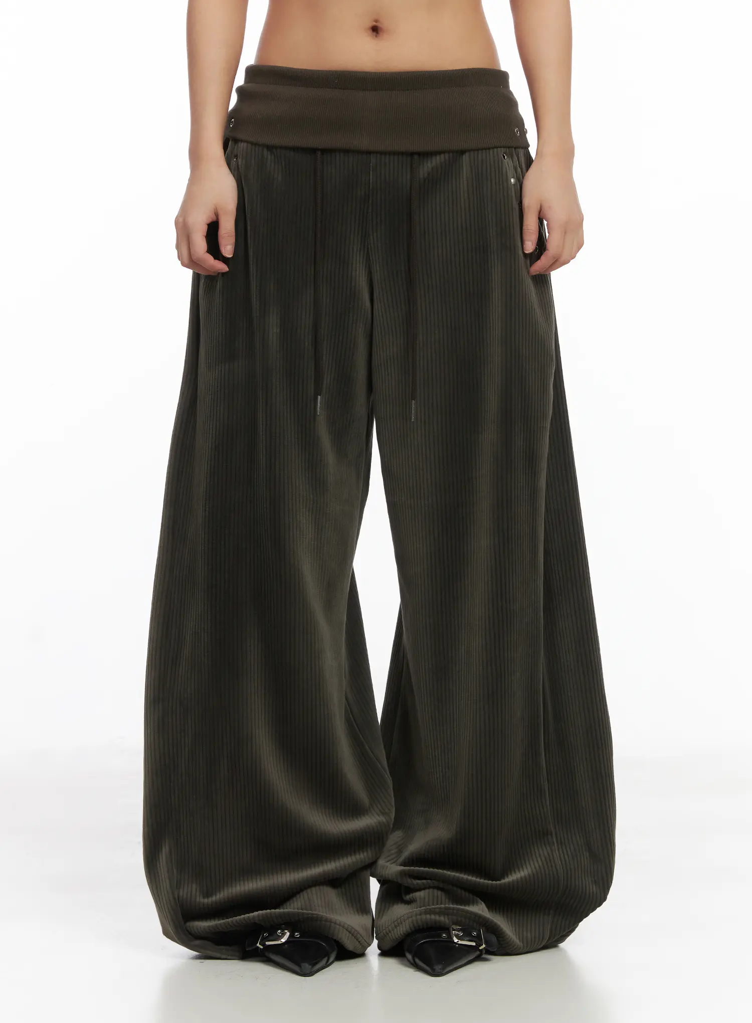 Wide-Leg Corduroy Training Pants CJ513 - Image 10