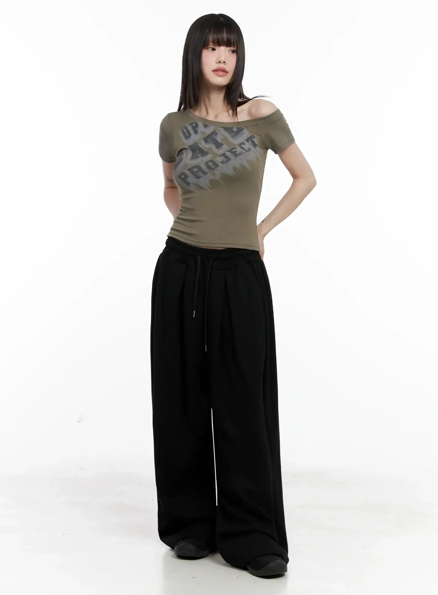 Wide-Leg Drawstring Sweatpants IL528 - Image 9