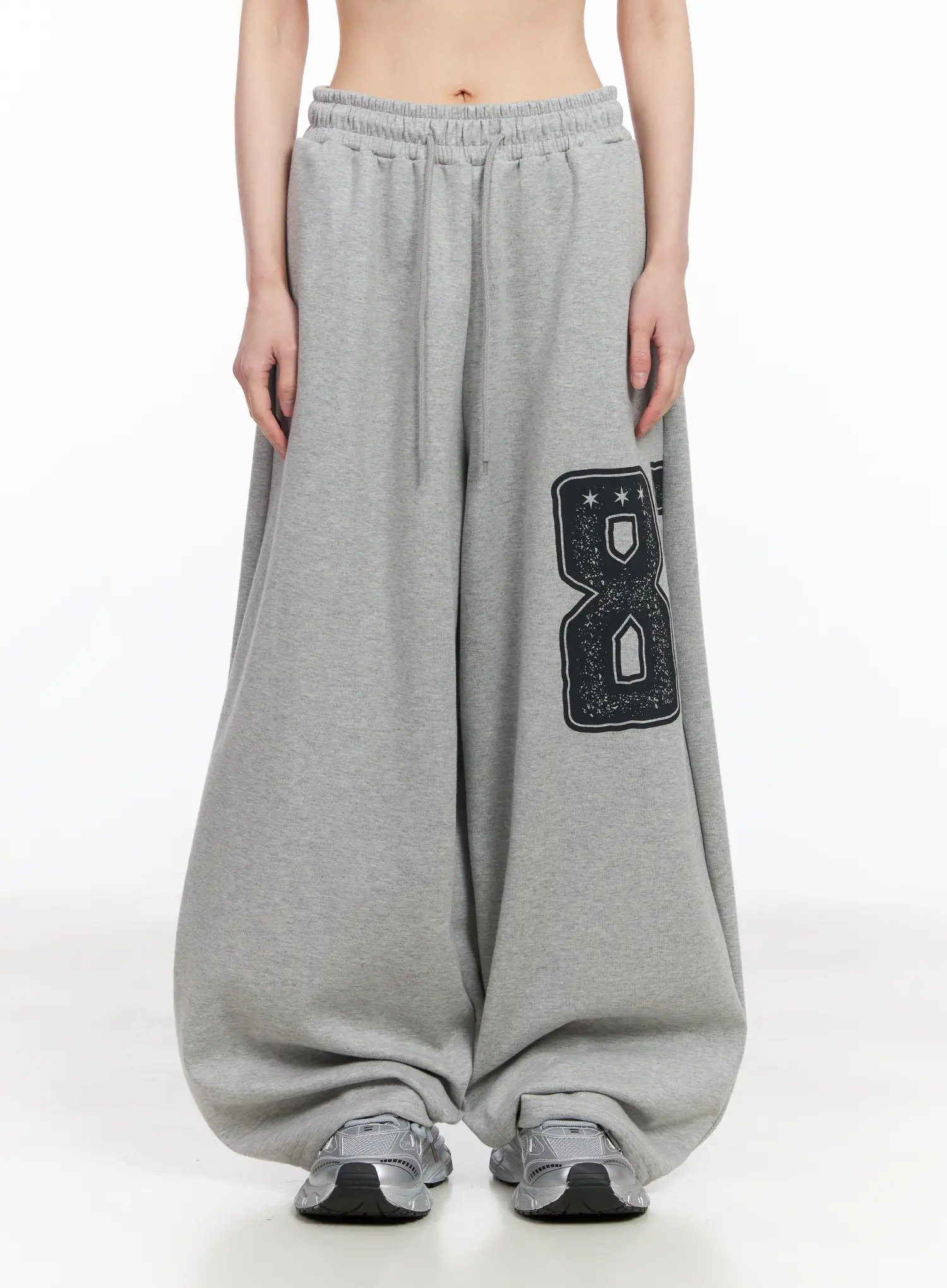 Wide Leg Graphic Sweatpants CF518 - Image 10
