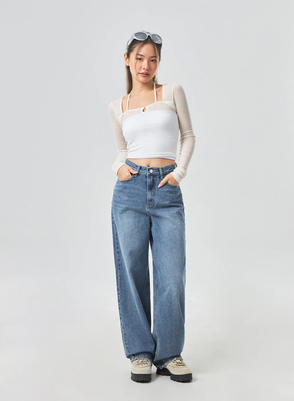 Wide Leg Mid-Wash Jeans CM331 - Image 3