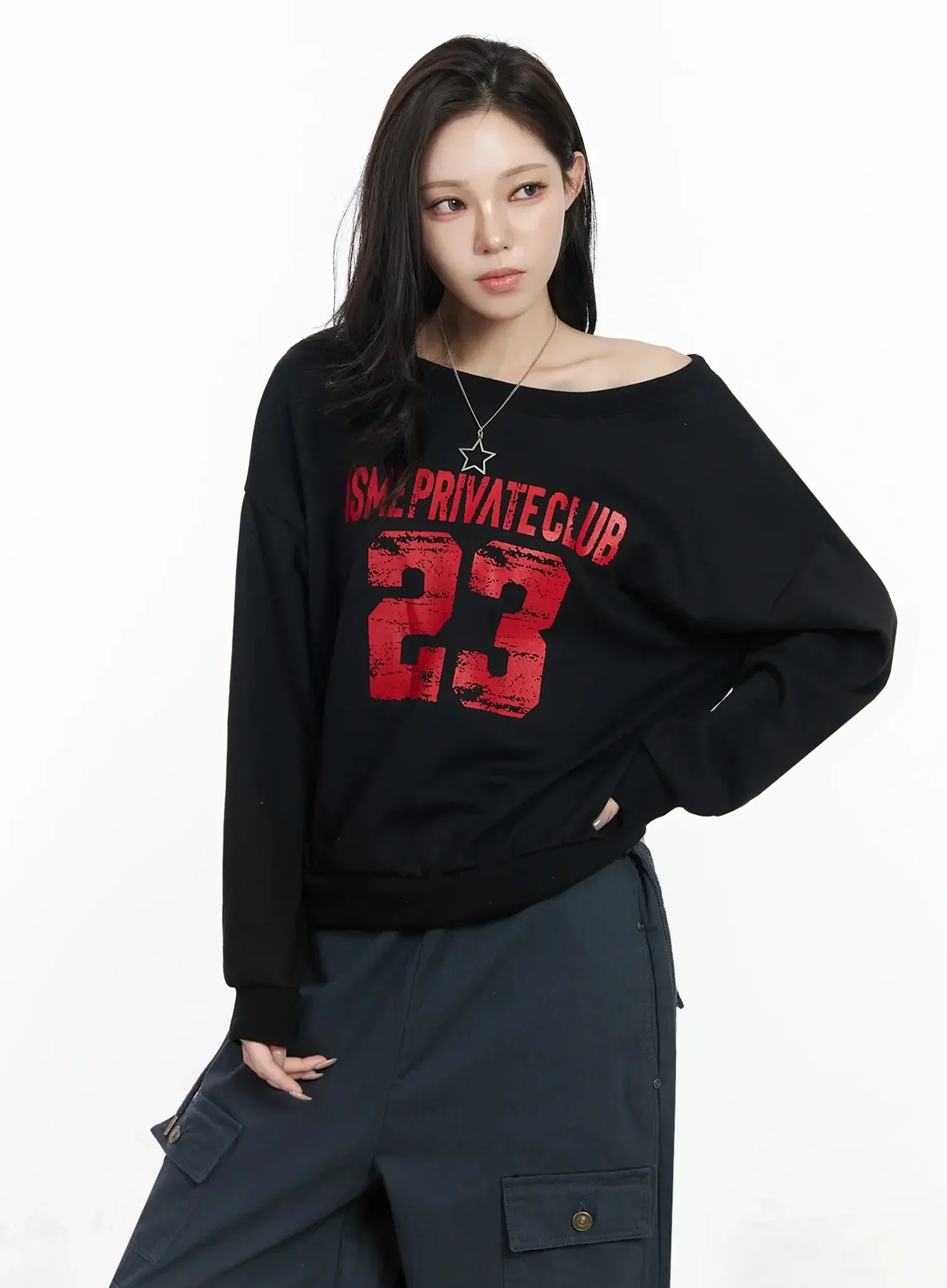 Wide Neck Numeral Graphic Sweatshirt IJ528 - Image 14
