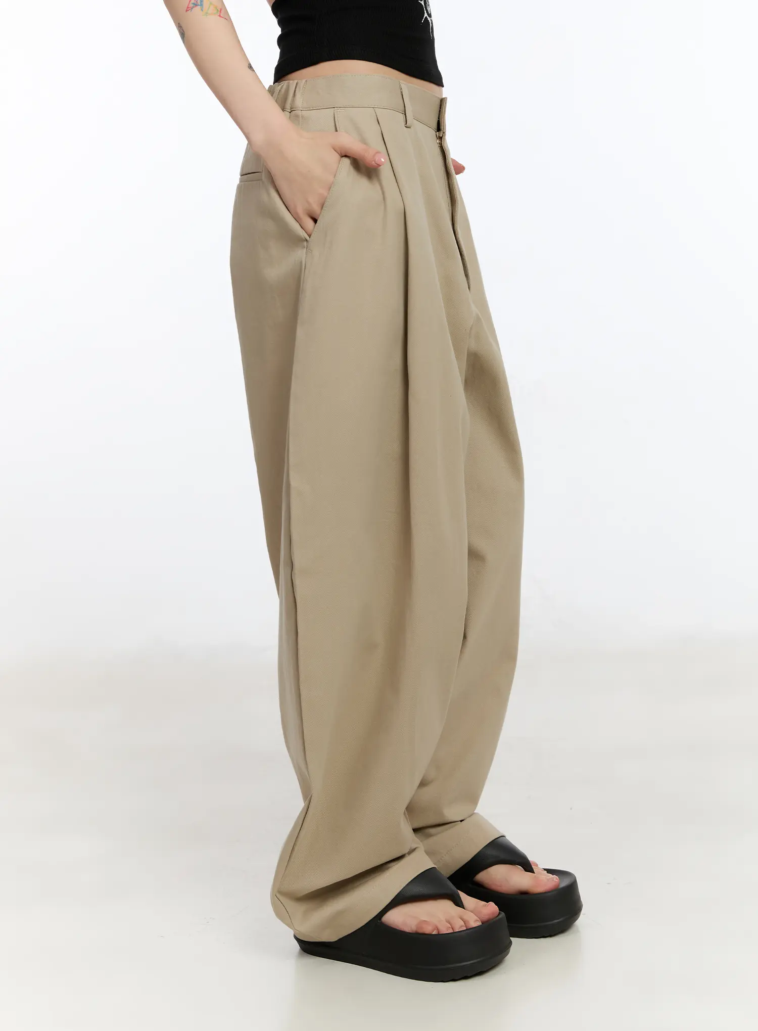 Wide Pintuck Slacks CA506 - Image 4