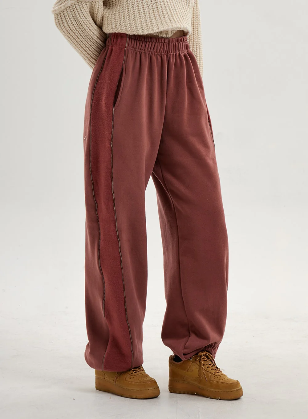 Wide Sweat Pants CN16 - Image 9