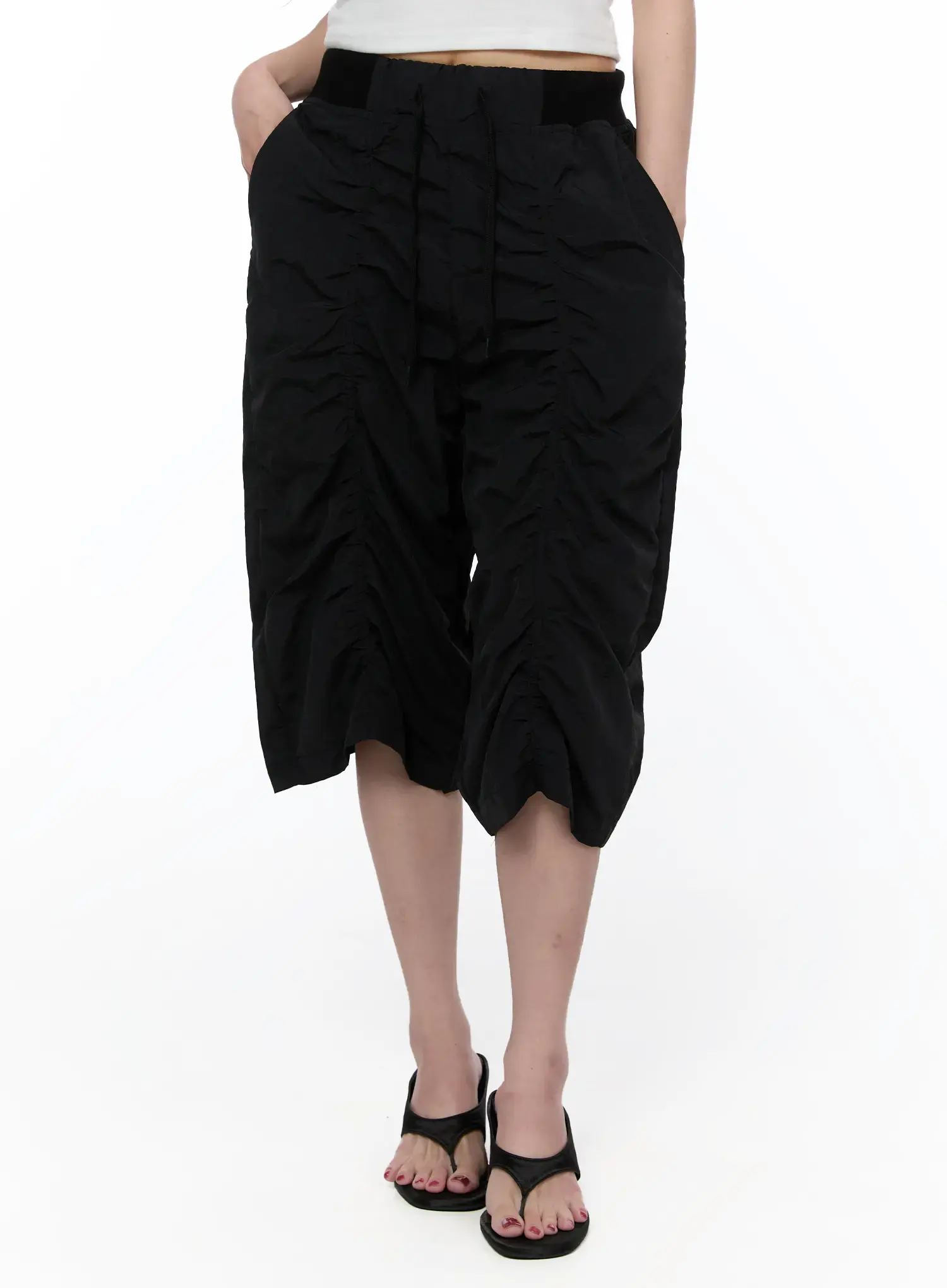 Wrinkled Band Bermuda Pants CA522 - Image 2