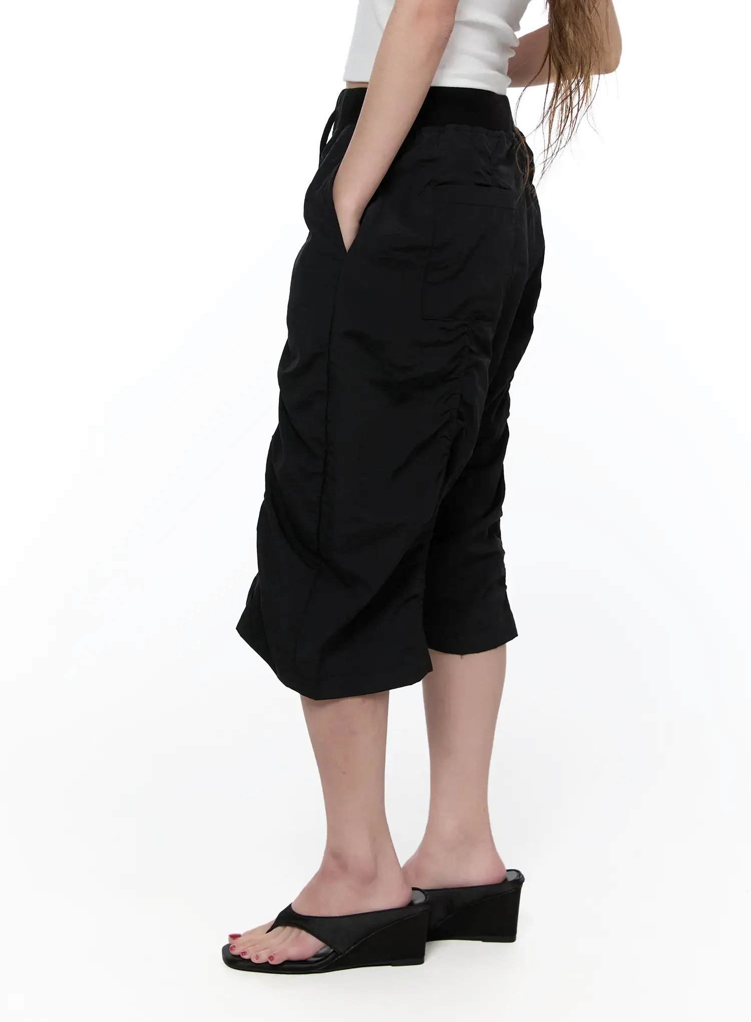 Wrinkled Band Bermuda Pants CA522 - Image 4