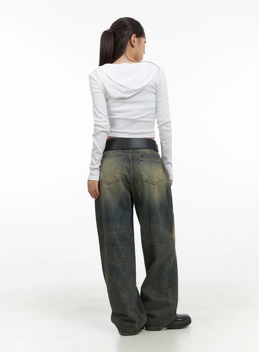 Wynn Vintage Wash Wide-Leg Jeans CS405 - Image 6