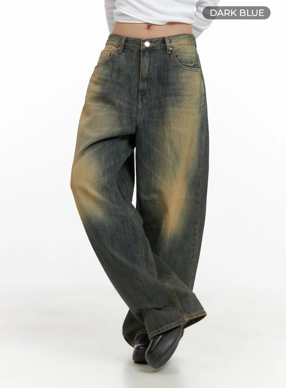 Wynn Vintage Wash Wide-Leg Jeans CS405 - Image 7