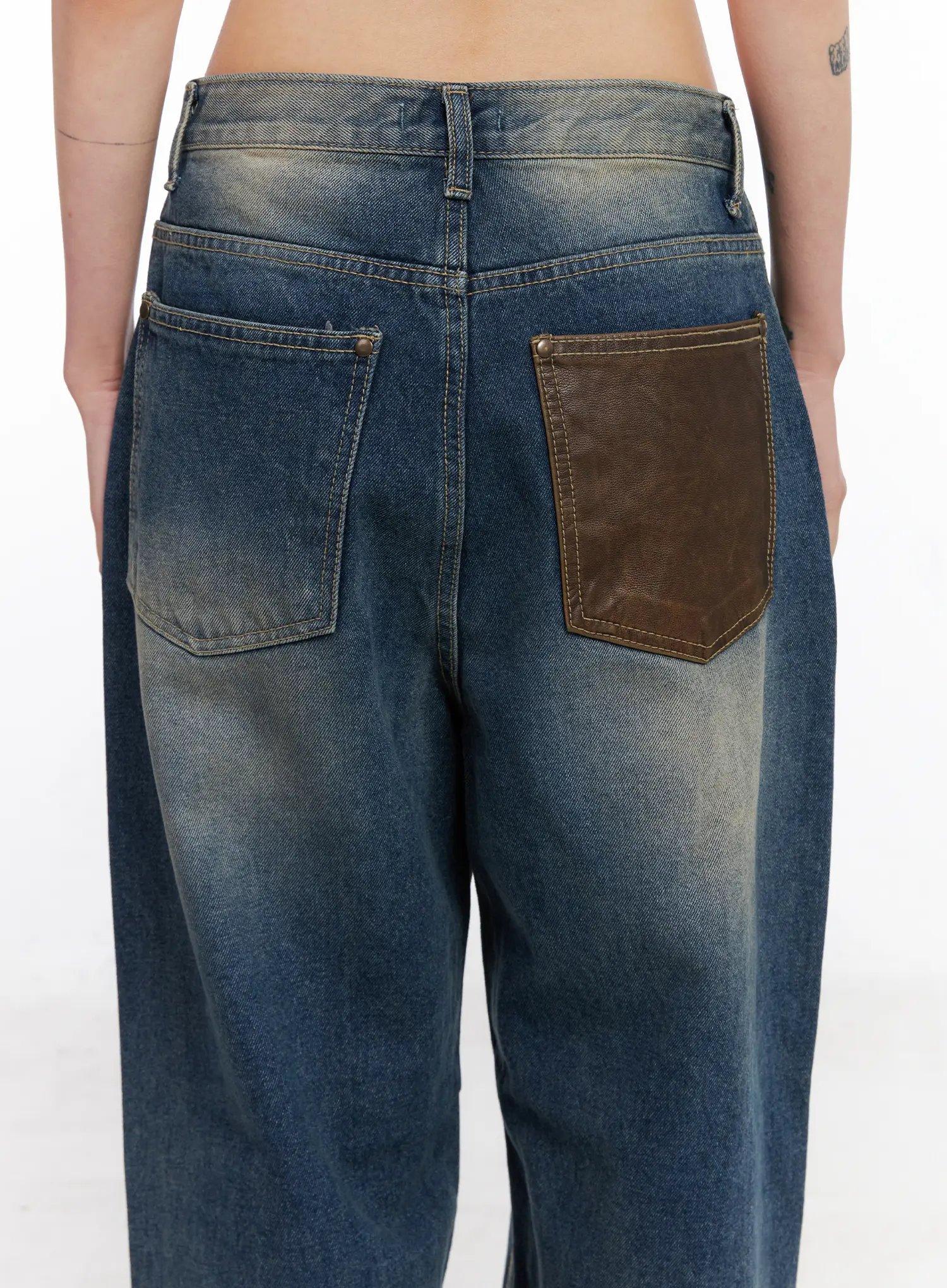 Xyla Vintage Pocket Baggy Jeans CO507 - Image 5