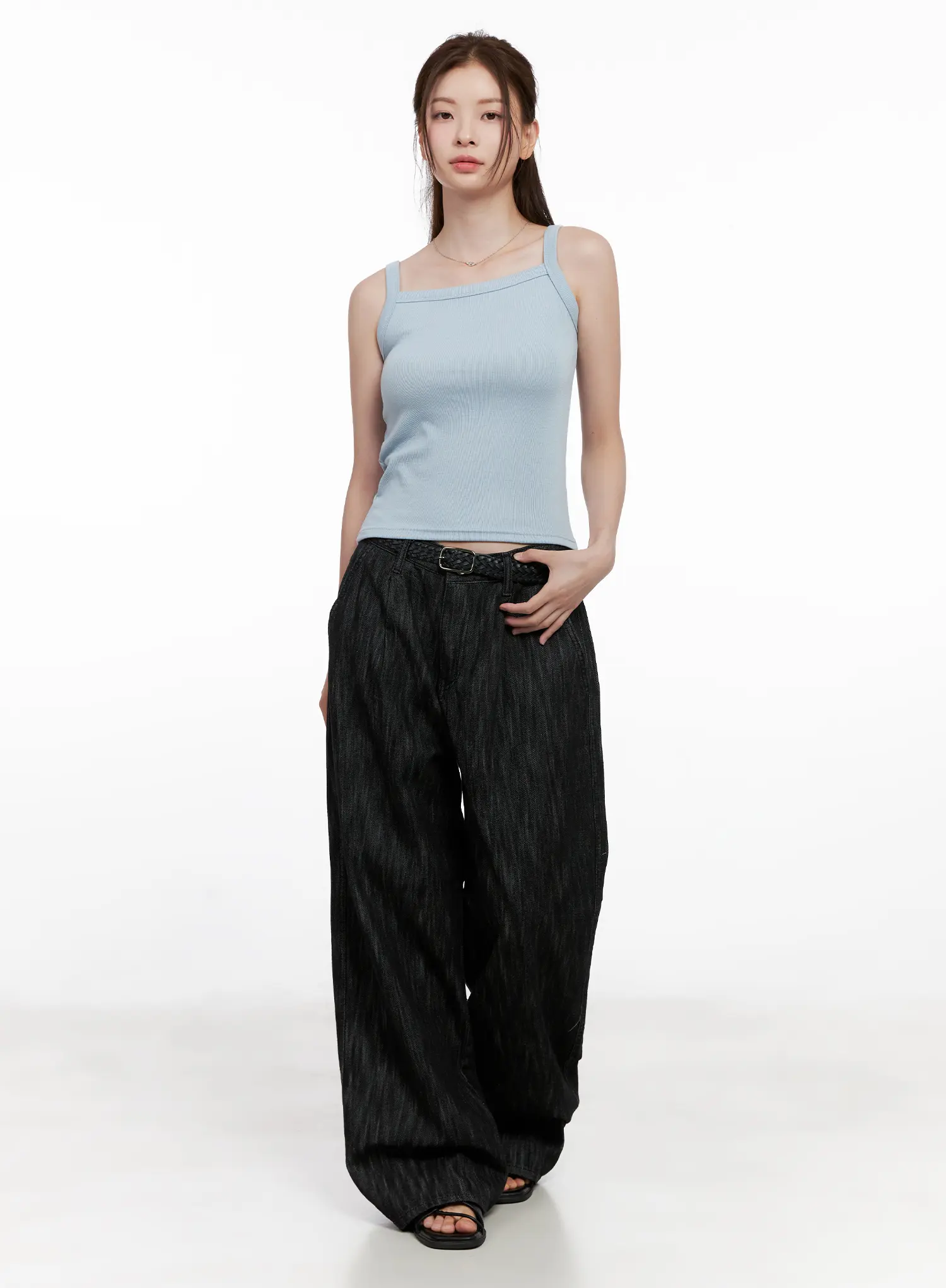 Yuha Wide-Leg Pintuck Denim Jeans CL523 - Image 3
