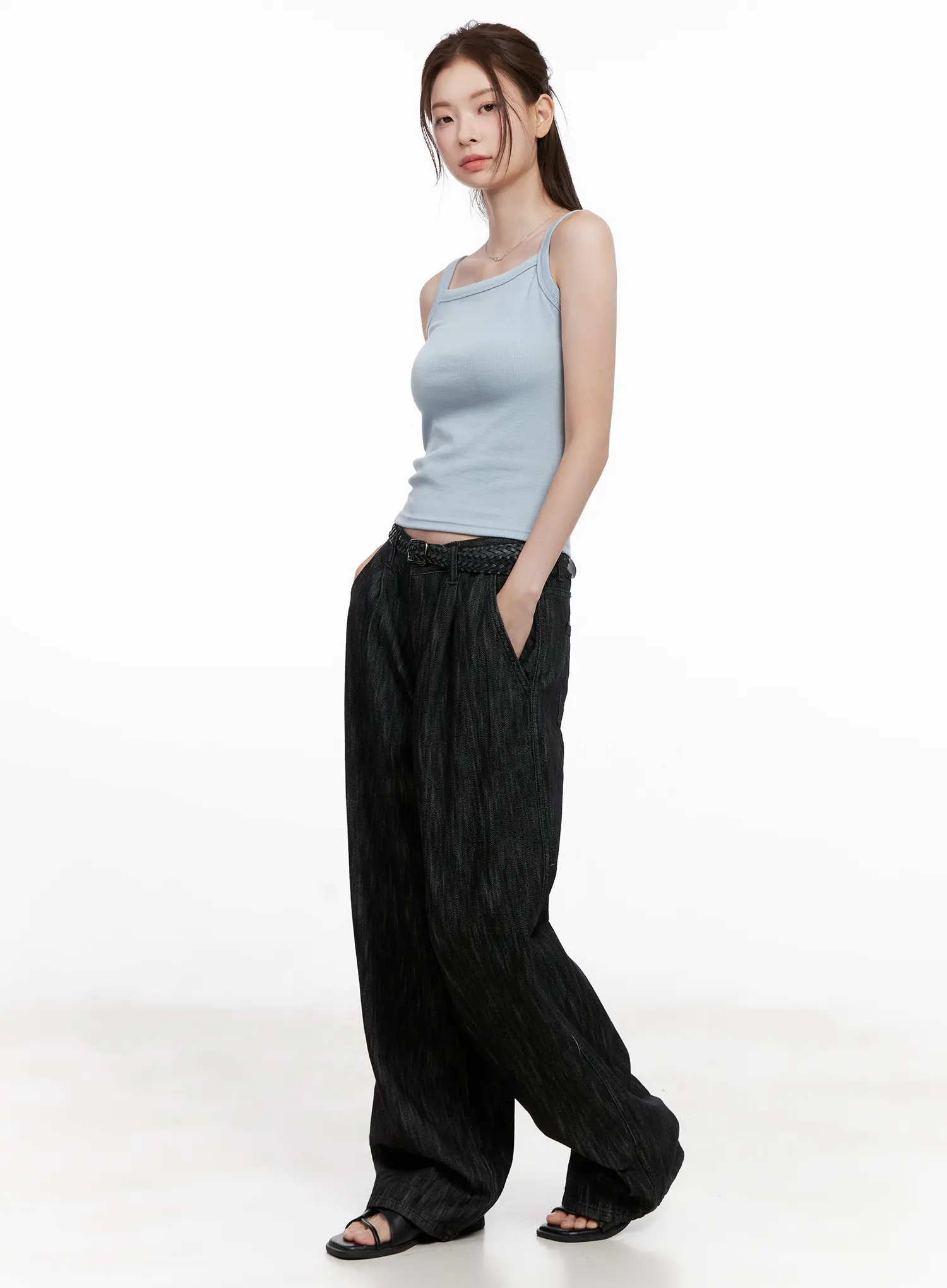Yuha Wide-Leg Pintuck Denim Jeans CL523 - Image 6