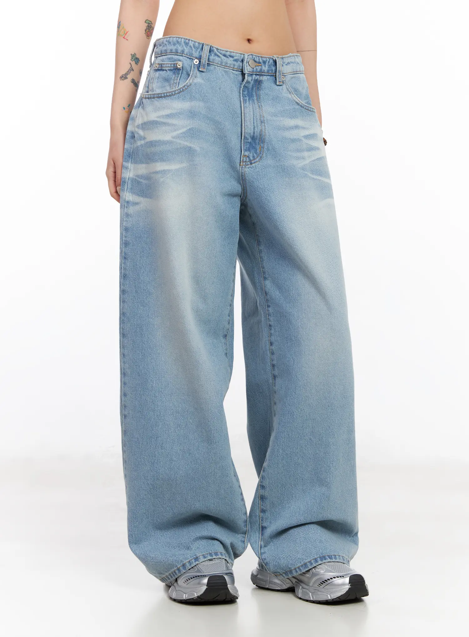 Yuqi Vintage Wash Wide-Leg Jeans CF526 - Image 4