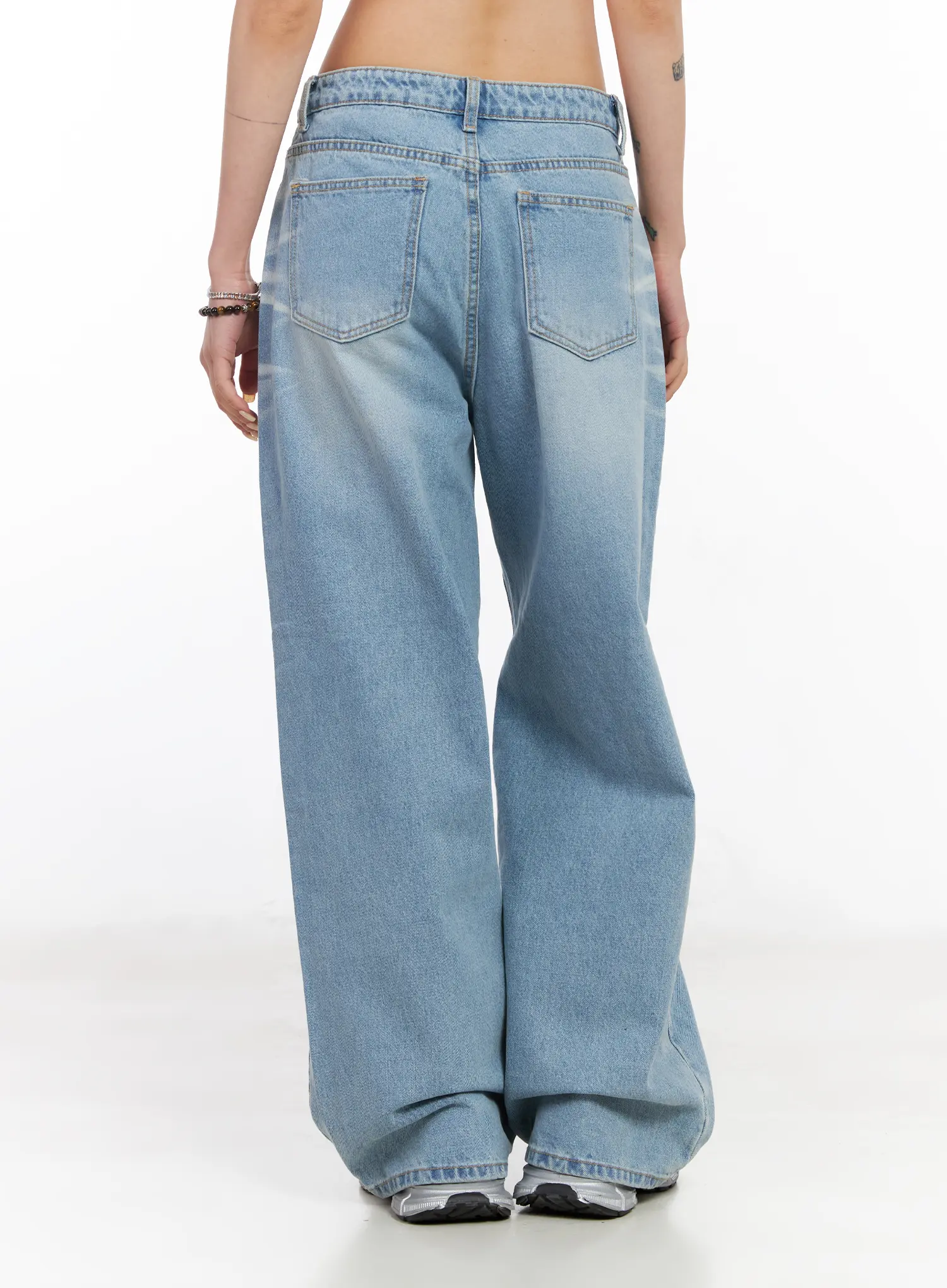 Yuqi Vintage Wash Wide-Leg Jeans CF526 - Image 6