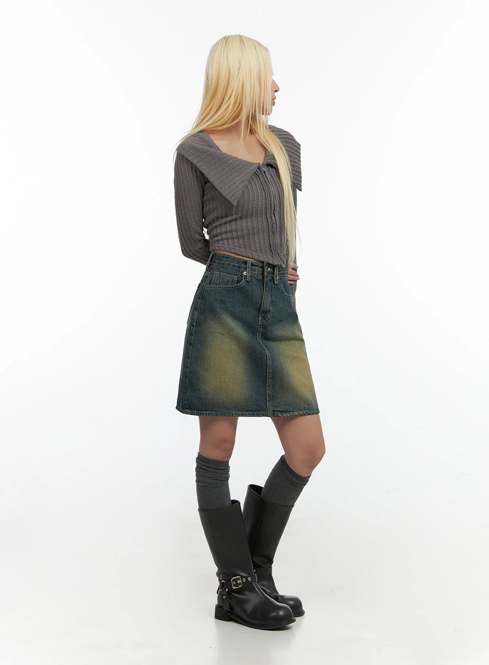 Zipper Chic Collared Crop Top CO415 - Image 3